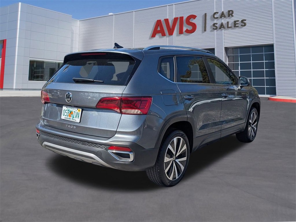 Used 2024 Volkswagen Taos SE image 6