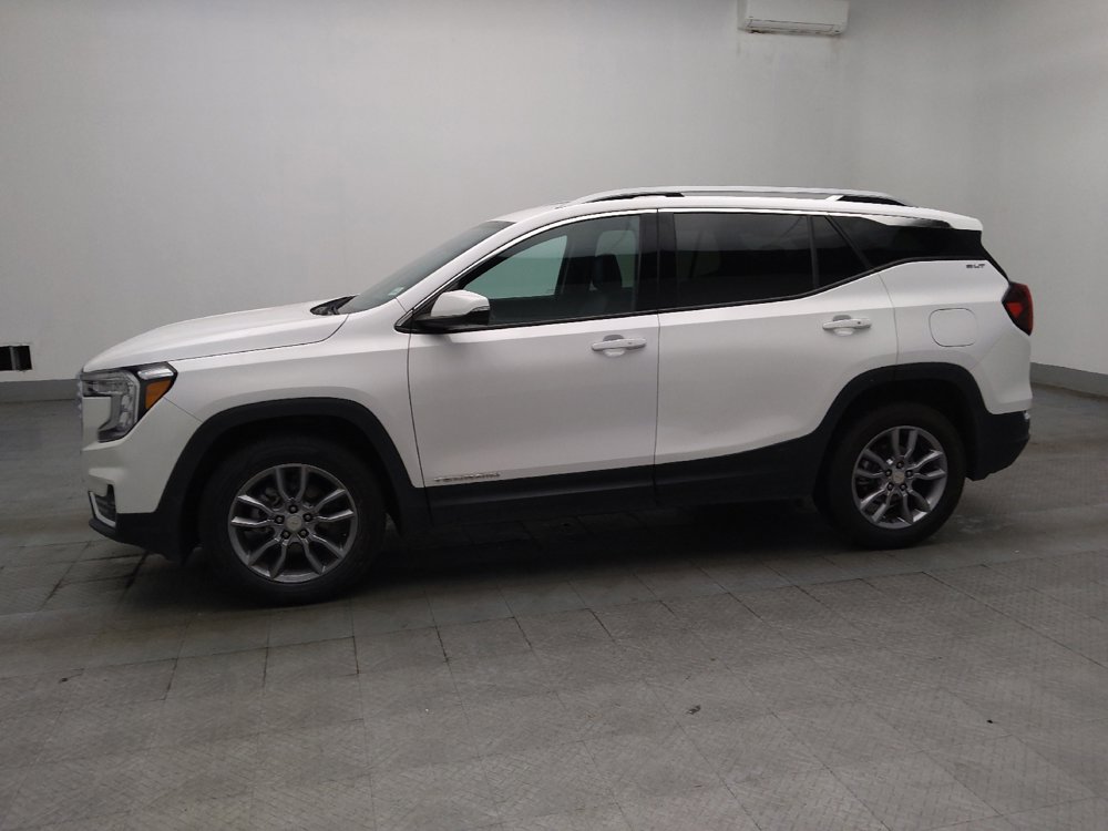 Used 2022 GMC Terrain SLT AWD/4WD image 2