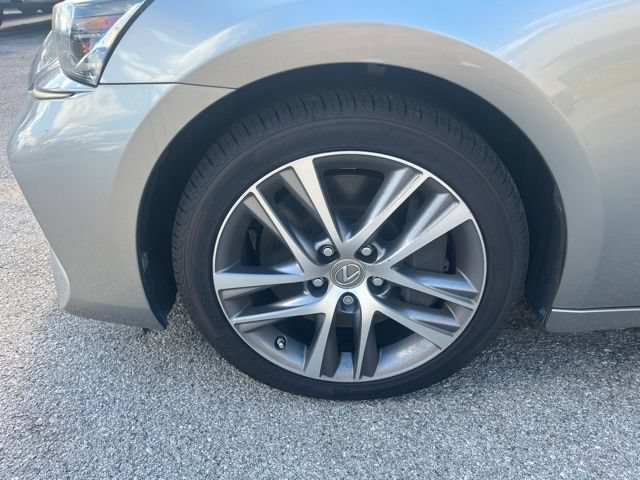 Used 2018 Lexus IS 300 w/ Accessory Package 2 RWD image 12