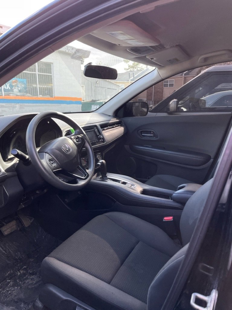 Used 2019 Honda HR-V LX image 10