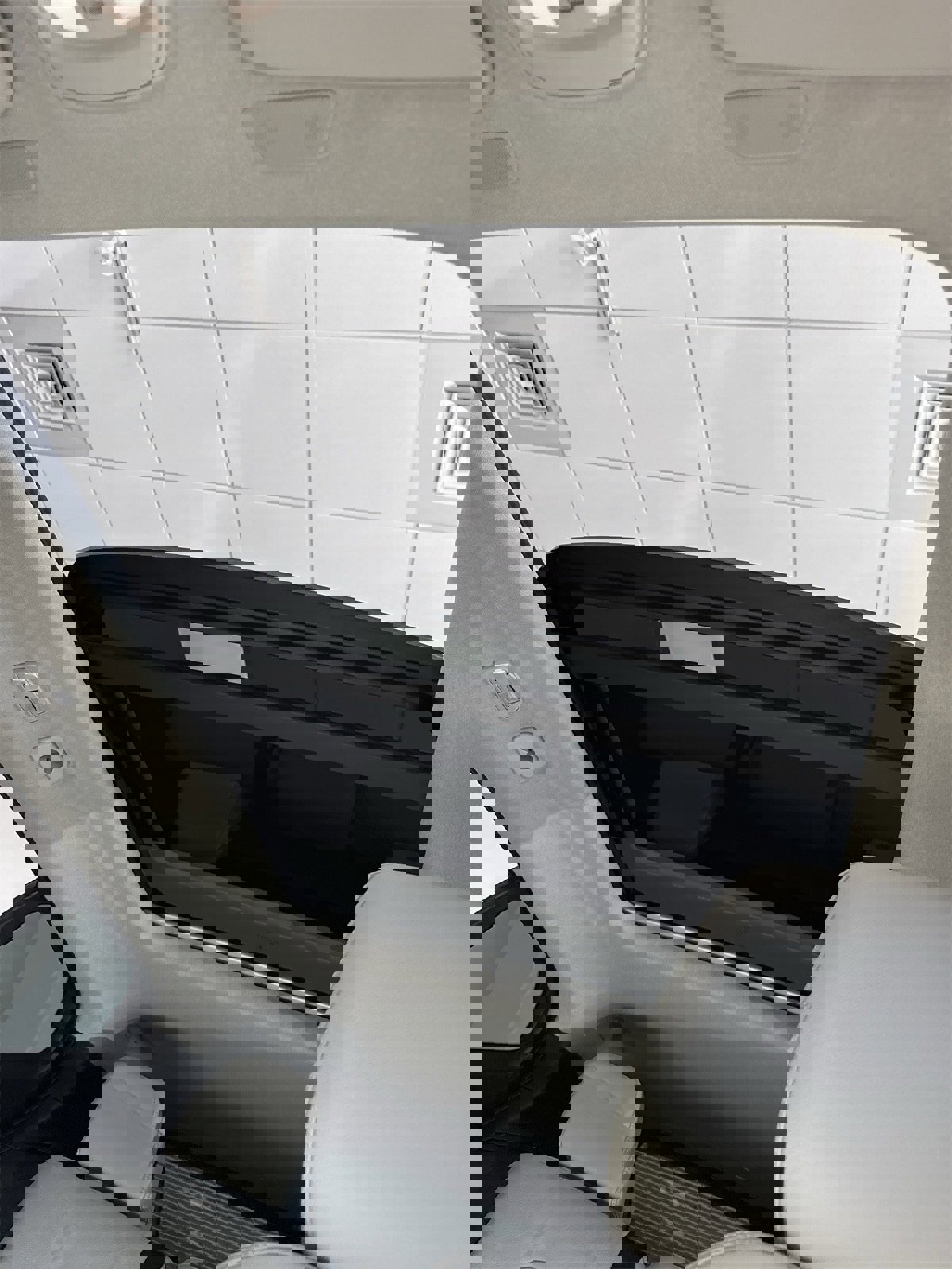 New 2026 Volvo XC40 B5 Plus w/ Protection Package Premier image 15