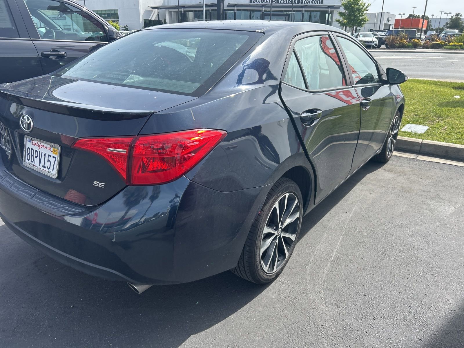 Used 2018 Toyota Corolla SE FWD image 4