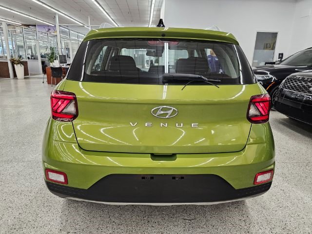 Used 2021 Hyundai Venue SEL image 5