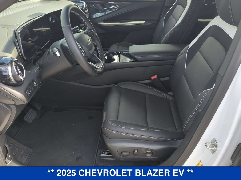 New 2025 Chevrolet Blazer EV LT FWD image 16