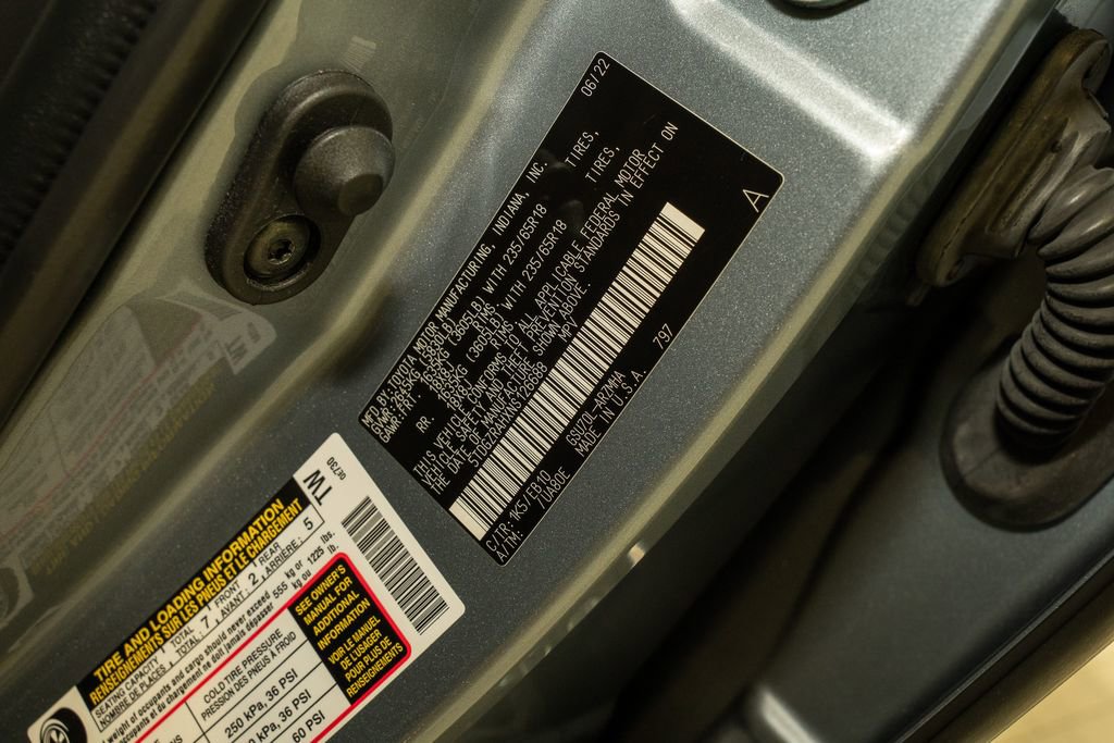 Used 2022 Toyota Highlander XLE image 24