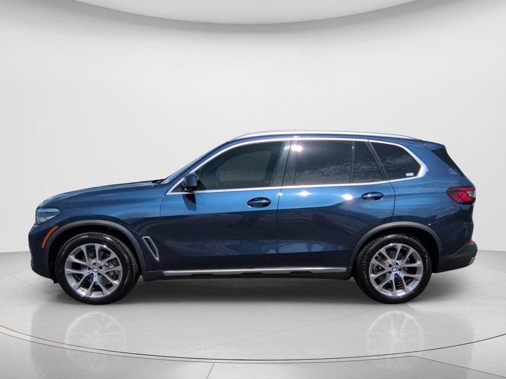 Used 2022 BMW X5 xDrive40i w/ Premium Package AWD/4WD image 8