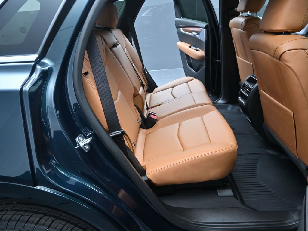 New 2026 Cadillac XT5 Premium Luxury w/ LPO, Floor Liner Package image 21