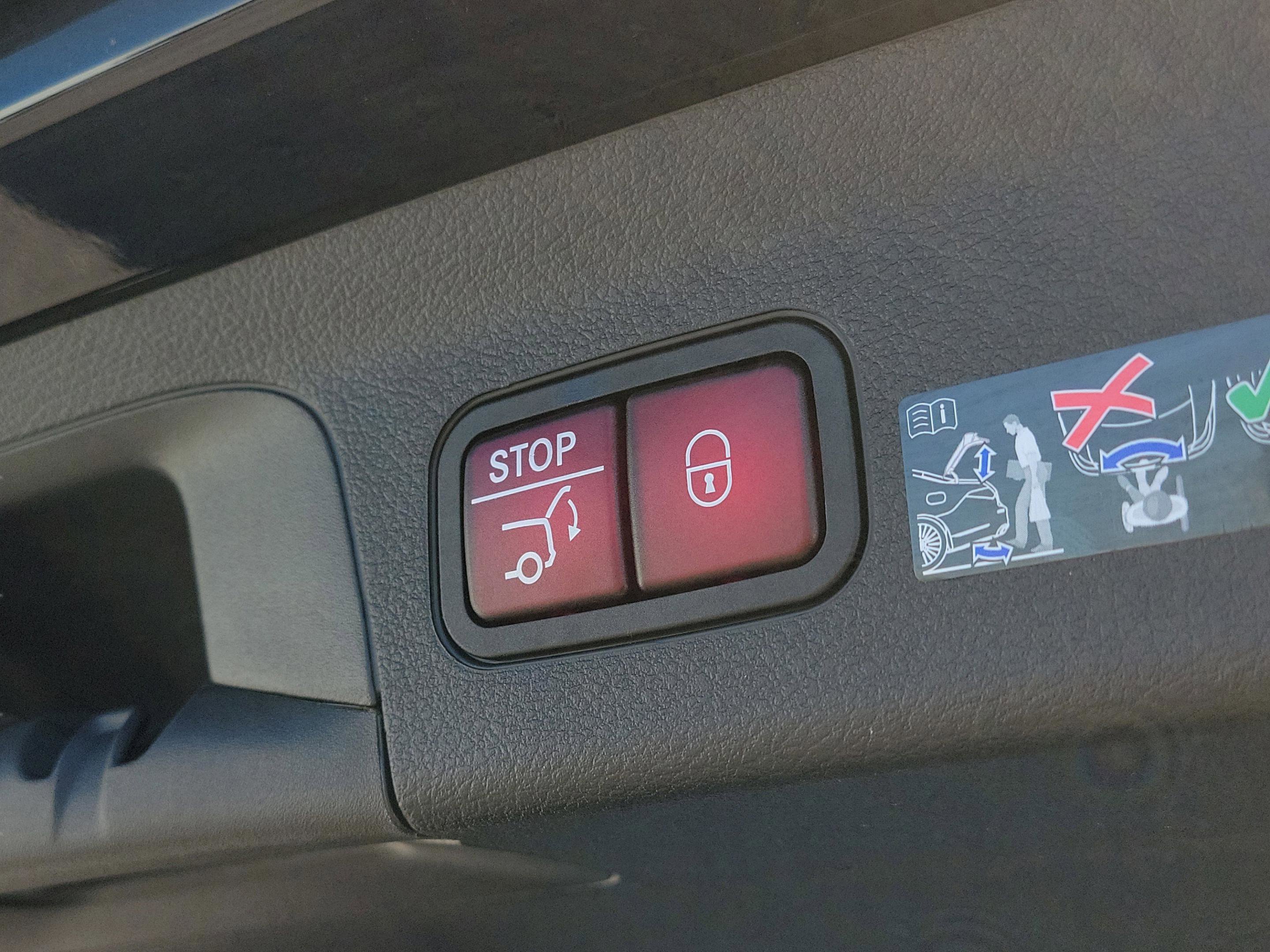 New 2026 Mercedes-Benz GLS 580 4MATIC image 6