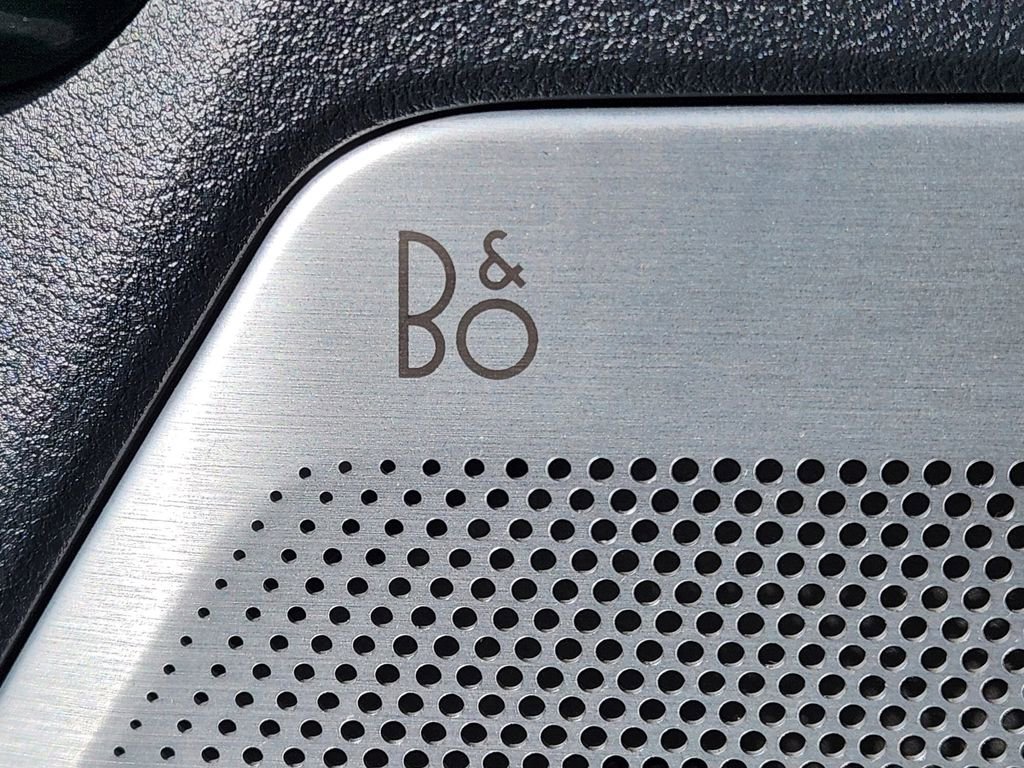 Used 2023 Ford F150 Lightning Platinum image 35