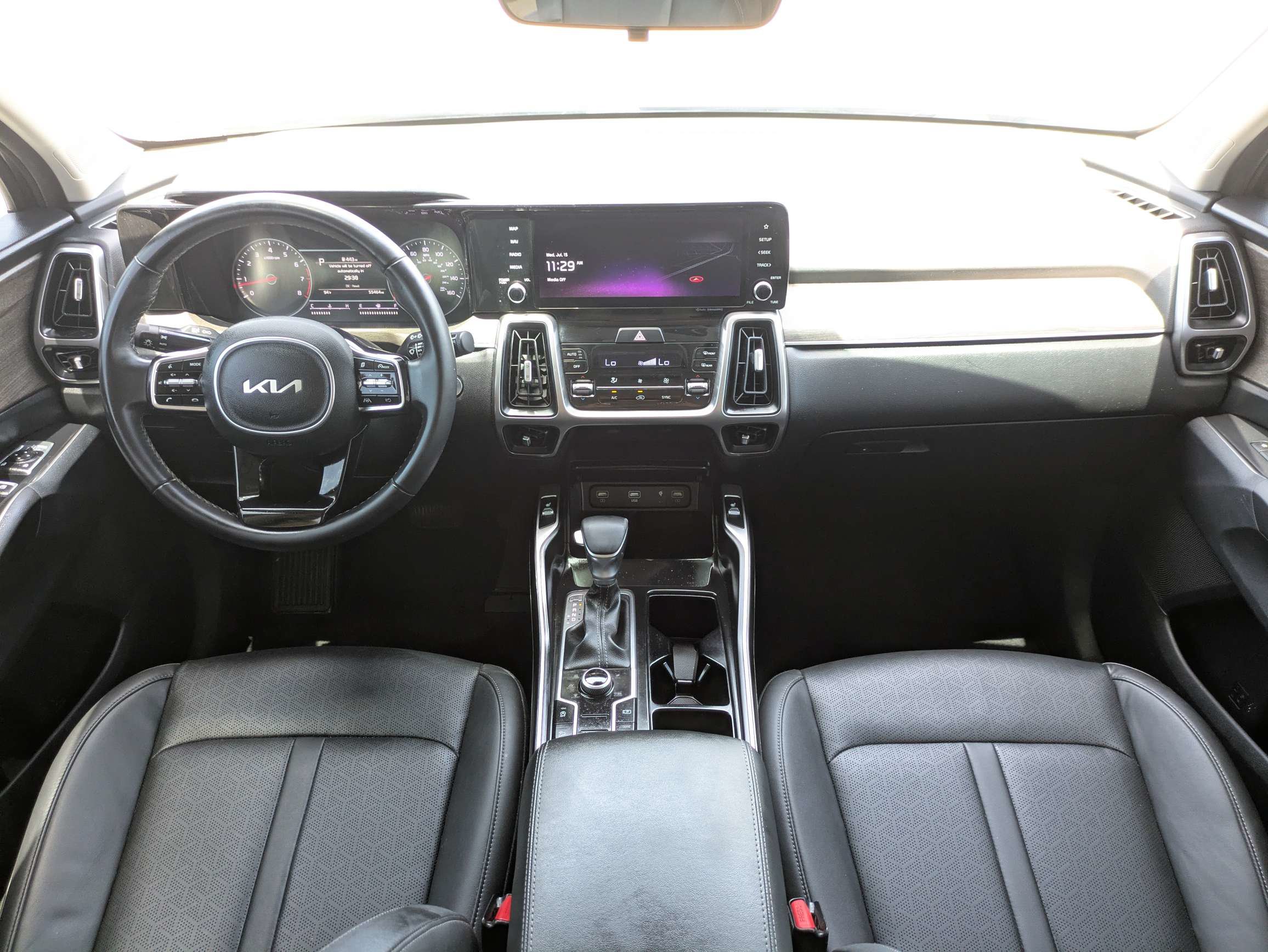 Certified 2023 Kia Sorento S w/ Panoramic Sunroof Package AWD/4WD image 17