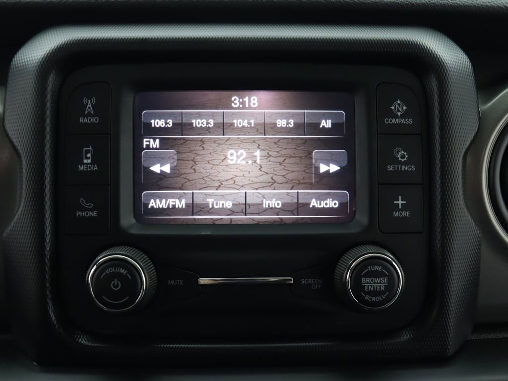 Used 2021 Jeep Gladiator Willys image 23