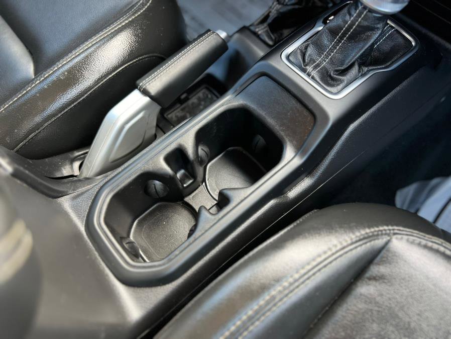 Used 2022 Jeep Gladiator Overland w/ Popular Equipment Package image 16