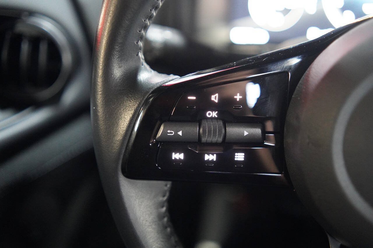 Used 2025 Nissan Z Sport w/ Floor Mat Package RWD image 86
