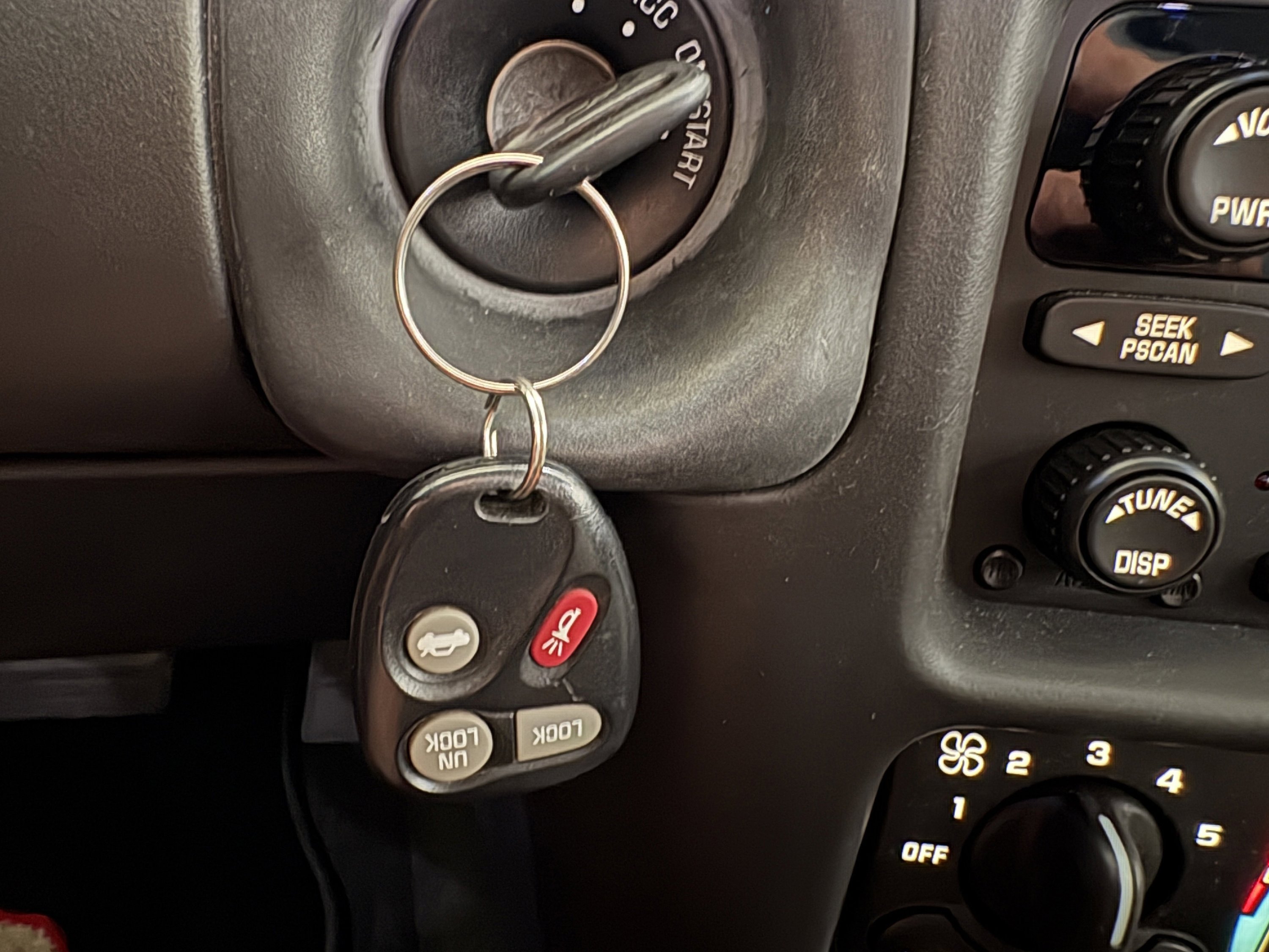 Used 2002 Chevrolet Monte Carlo SS w/ Preferred Equipment Group image 23