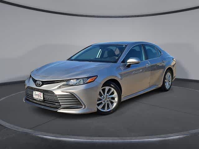 Used 2022 Toyota Camry LE FWD image 1