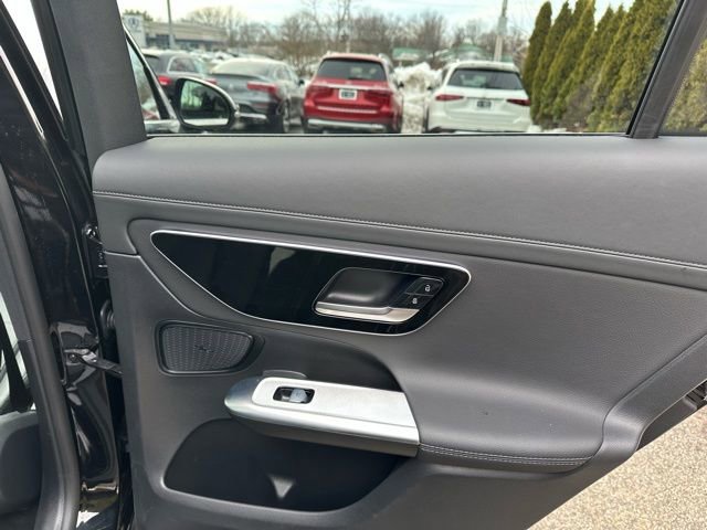 Certified 2025 Mercedes-Benz GLC 300 4MATIC image 21