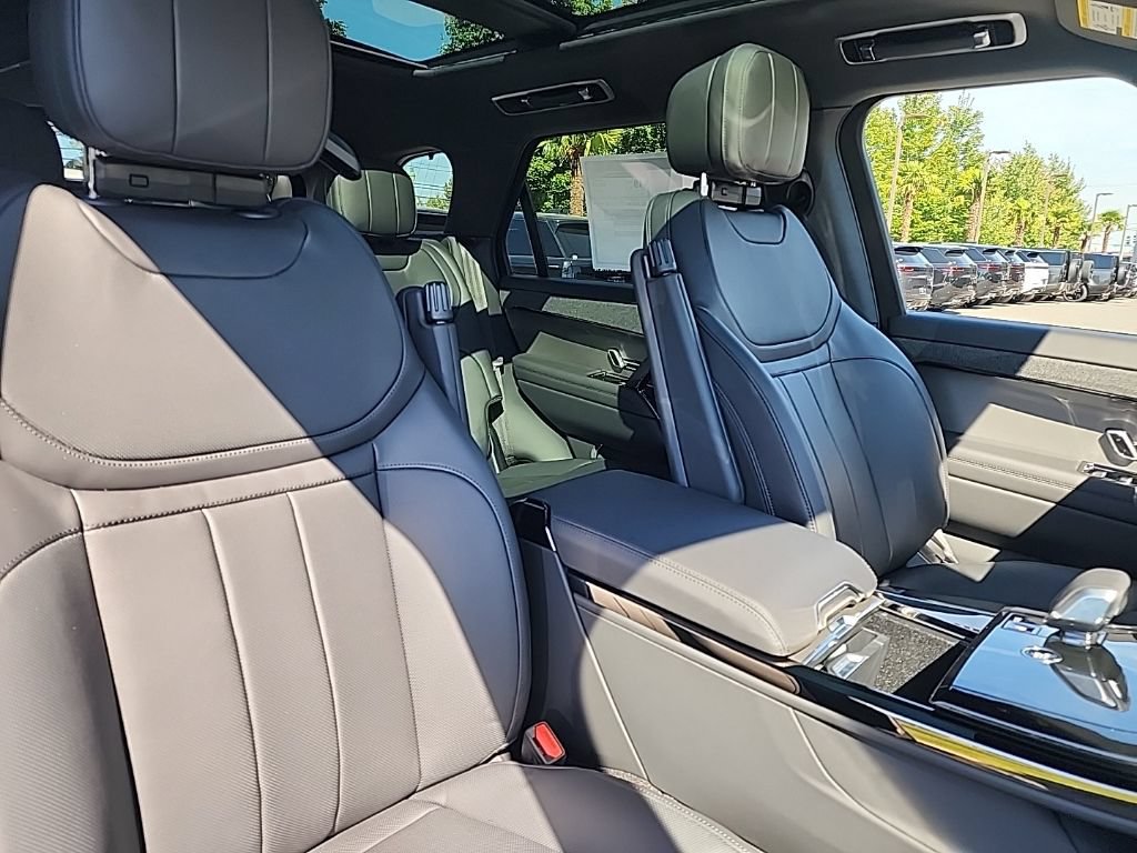 New 2026 Land Rover Range Rover Sport Dynamic SE AWD/4WD image 21