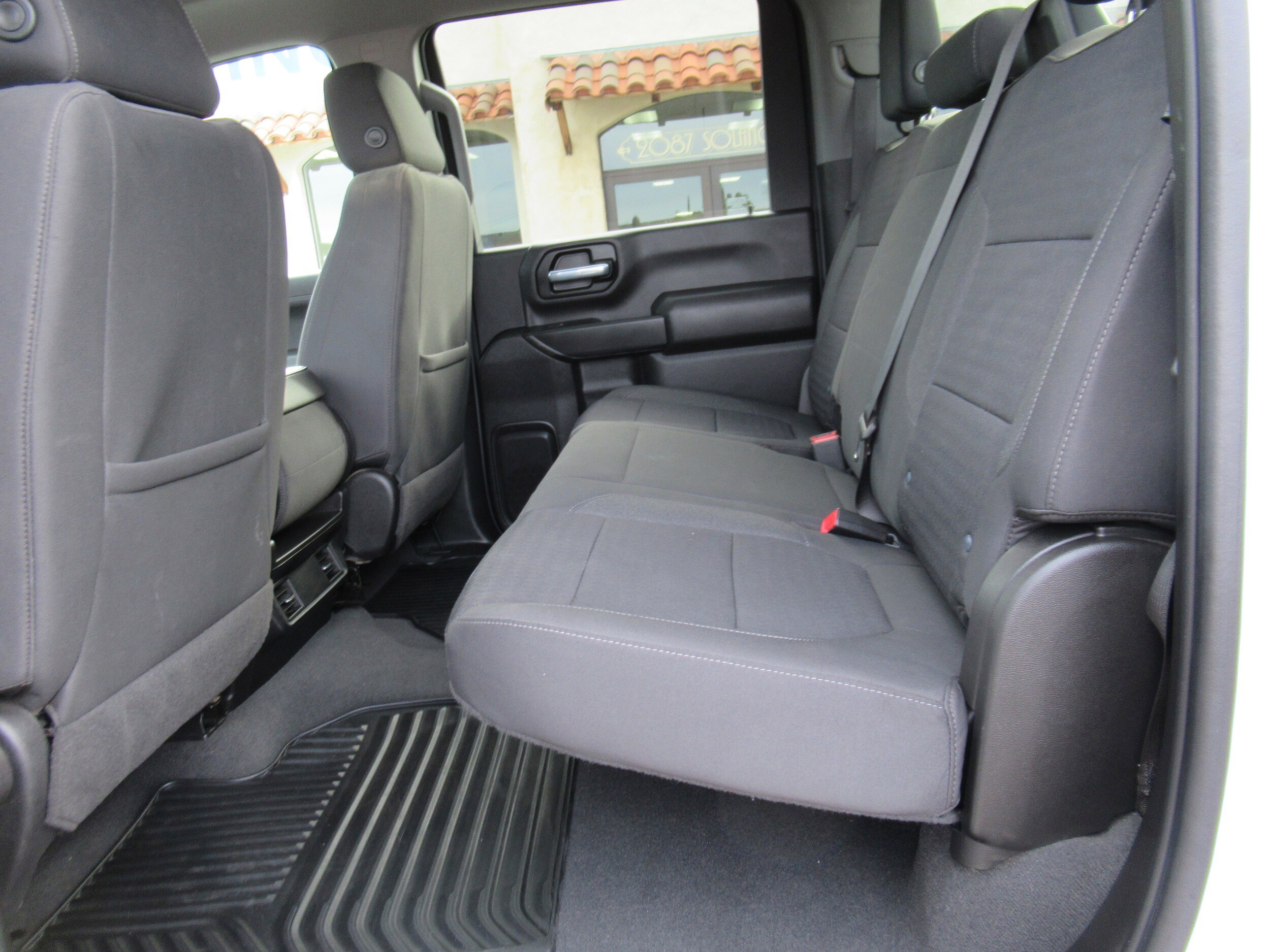 Used 2023 Chevrolet Silverado 2500 LT image 9