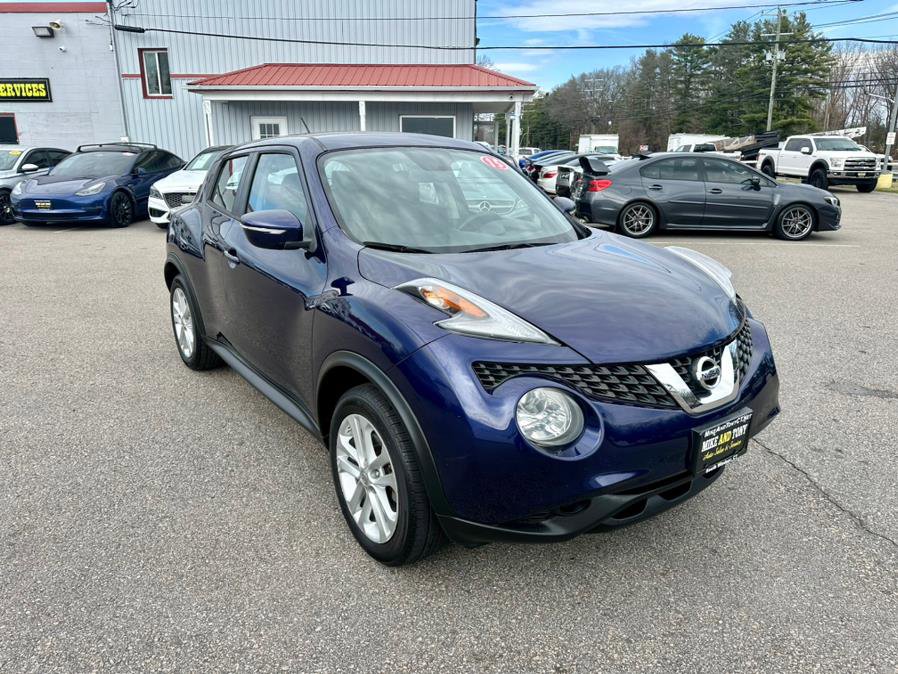 Used 2015 Nissan Juke S image 3