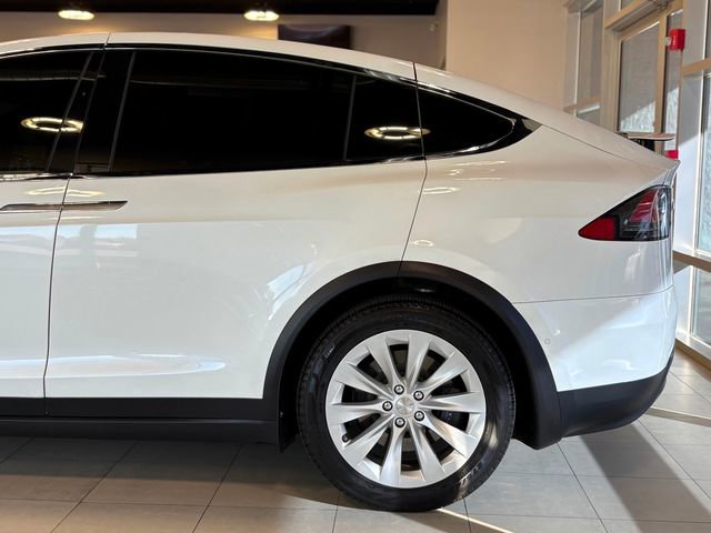 Used 2021 Tesla Model X Long Range image 10