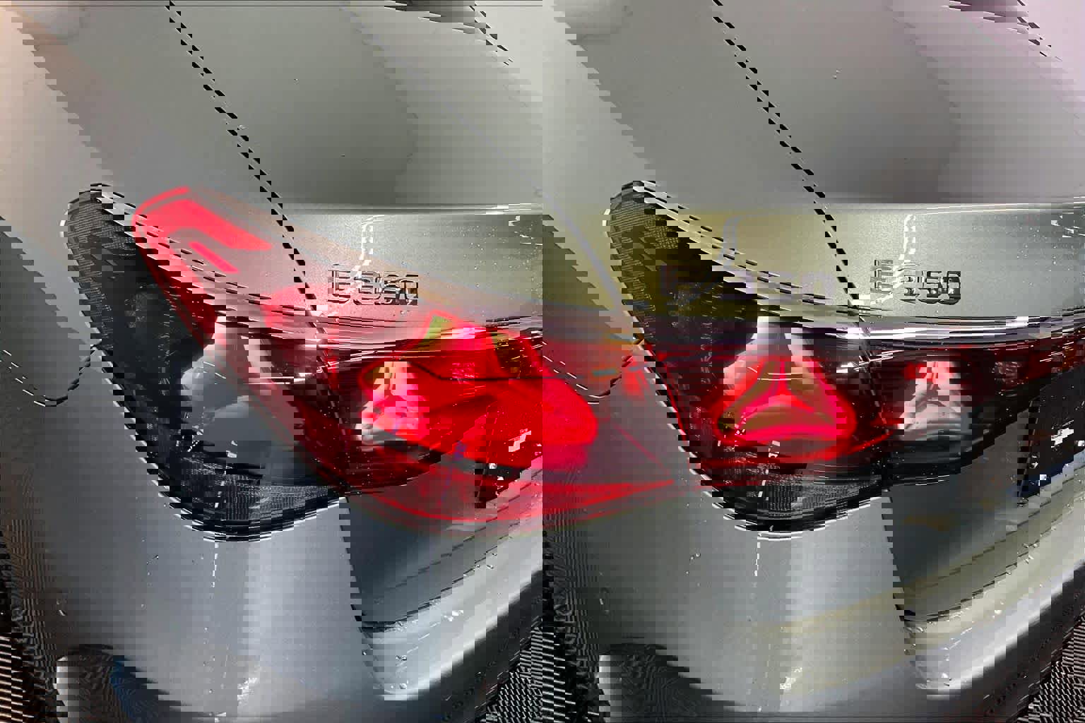 New 2026 Mercedes-Benz E 350 4MATIC Sedan image 5