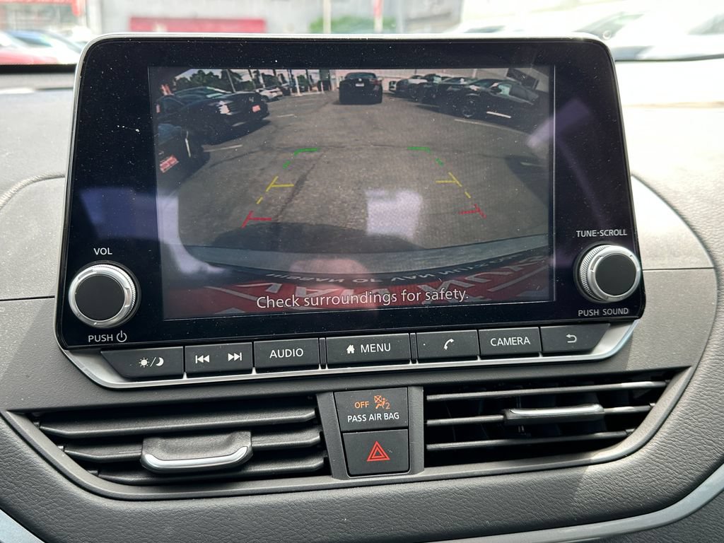 Used 2025 Nissan Altima 2.5 S FWD image 31