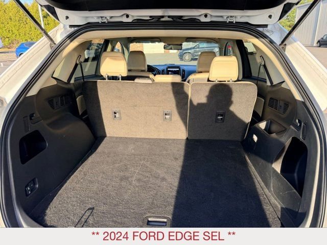 Used 2024 Ford Edge SEL AWD/4WD image 14