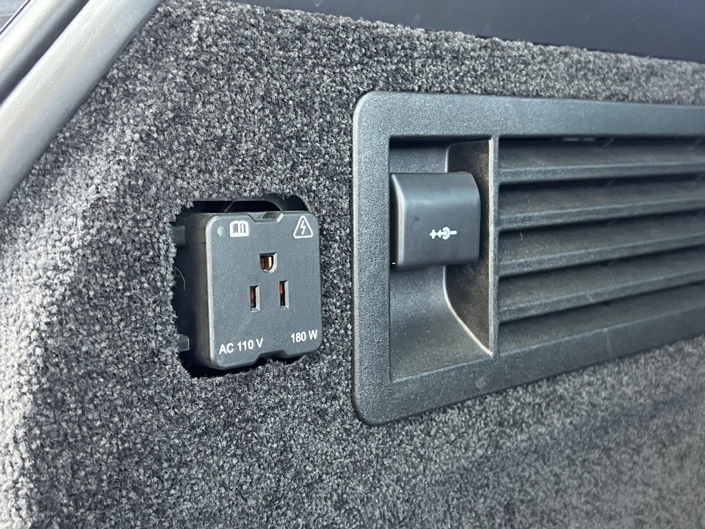 Used 2019 Land Rover Range Rover Long Wheelbase Supercharged image 21