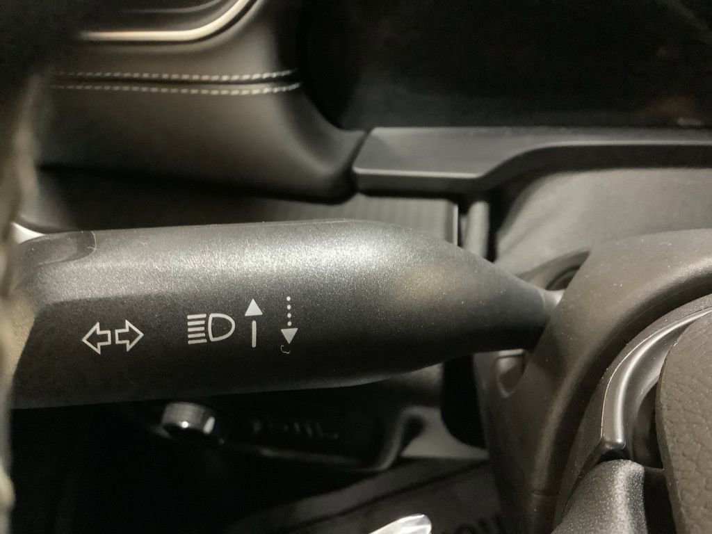 Used 2023 Jeep Grand Cherokee Altitude image 26