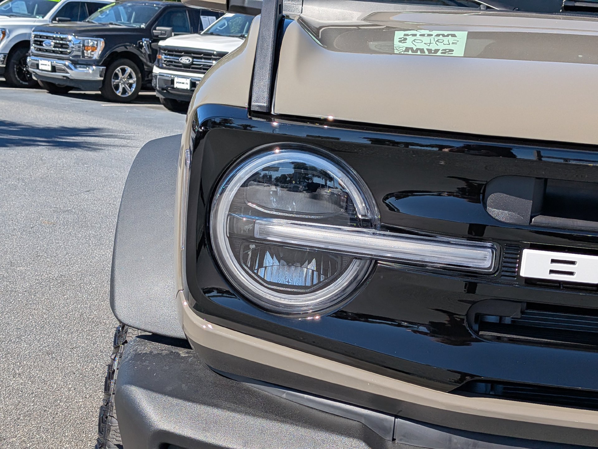New 2026 Ford Bronco Outer Banks w/ Sasquatch Package AWD/4WD image 11