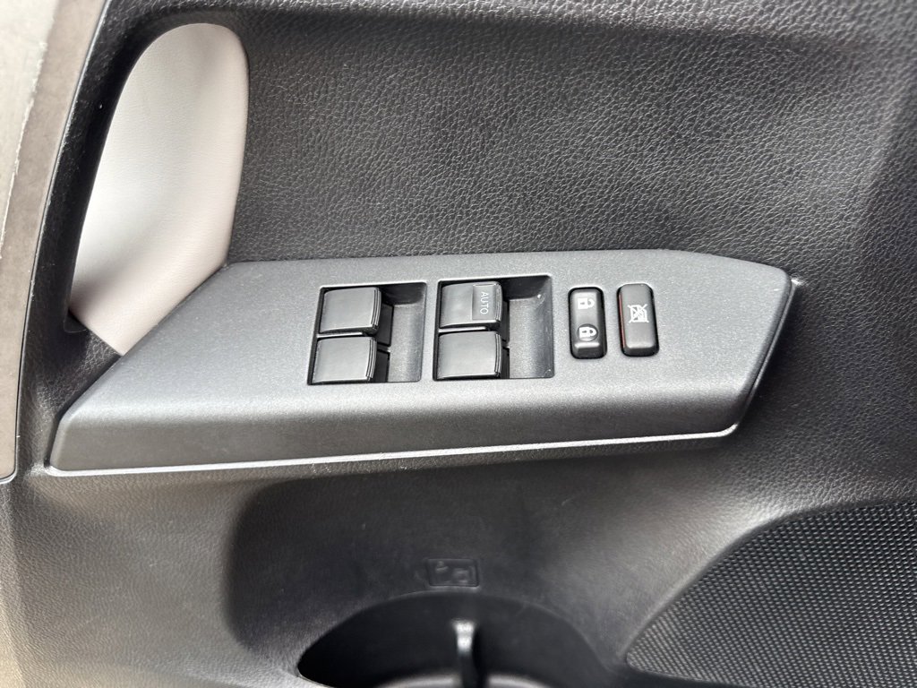 Used 2016 Toyota RAV4 XLE image 27