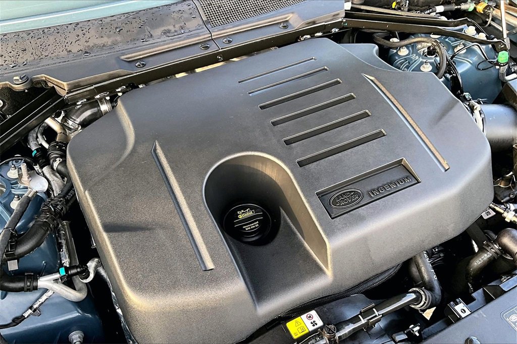 Used 2025 Land Rover Defender 110 S image 29