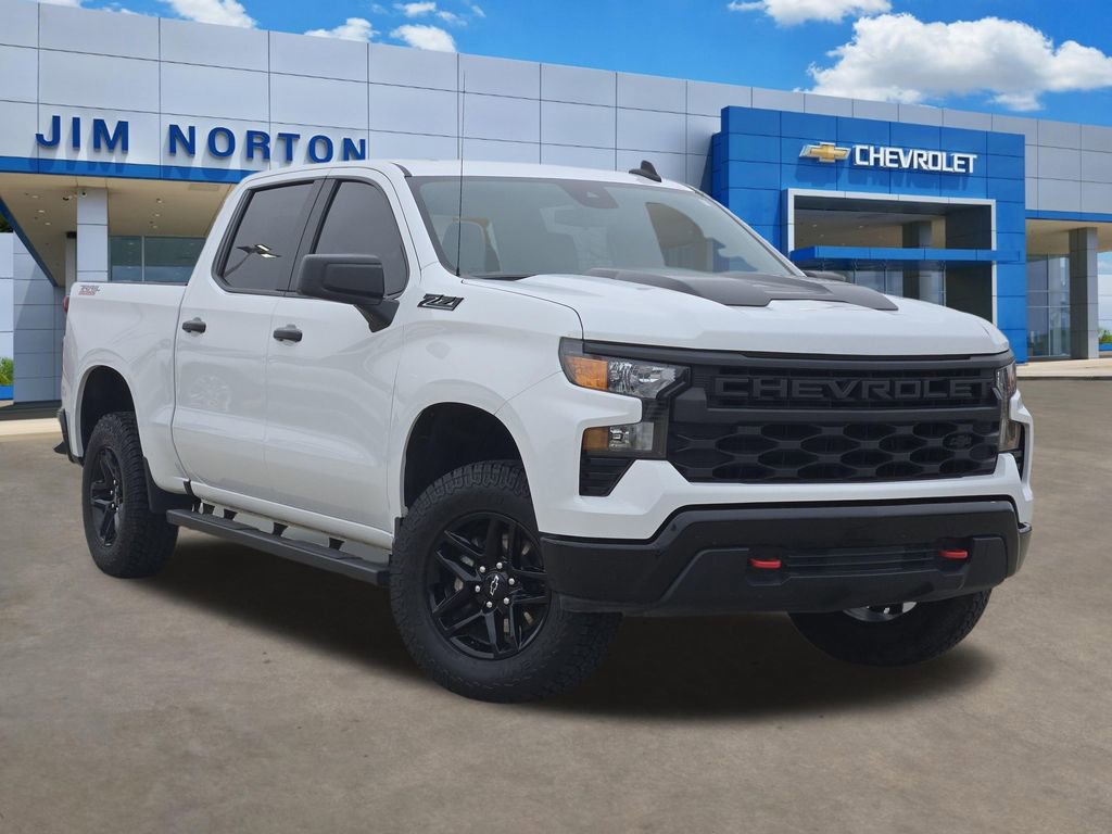 Used 2024 Chevrolet Silverado 1500 Custom Trail Boss w/ LPO, Dark Essentials Package image 1