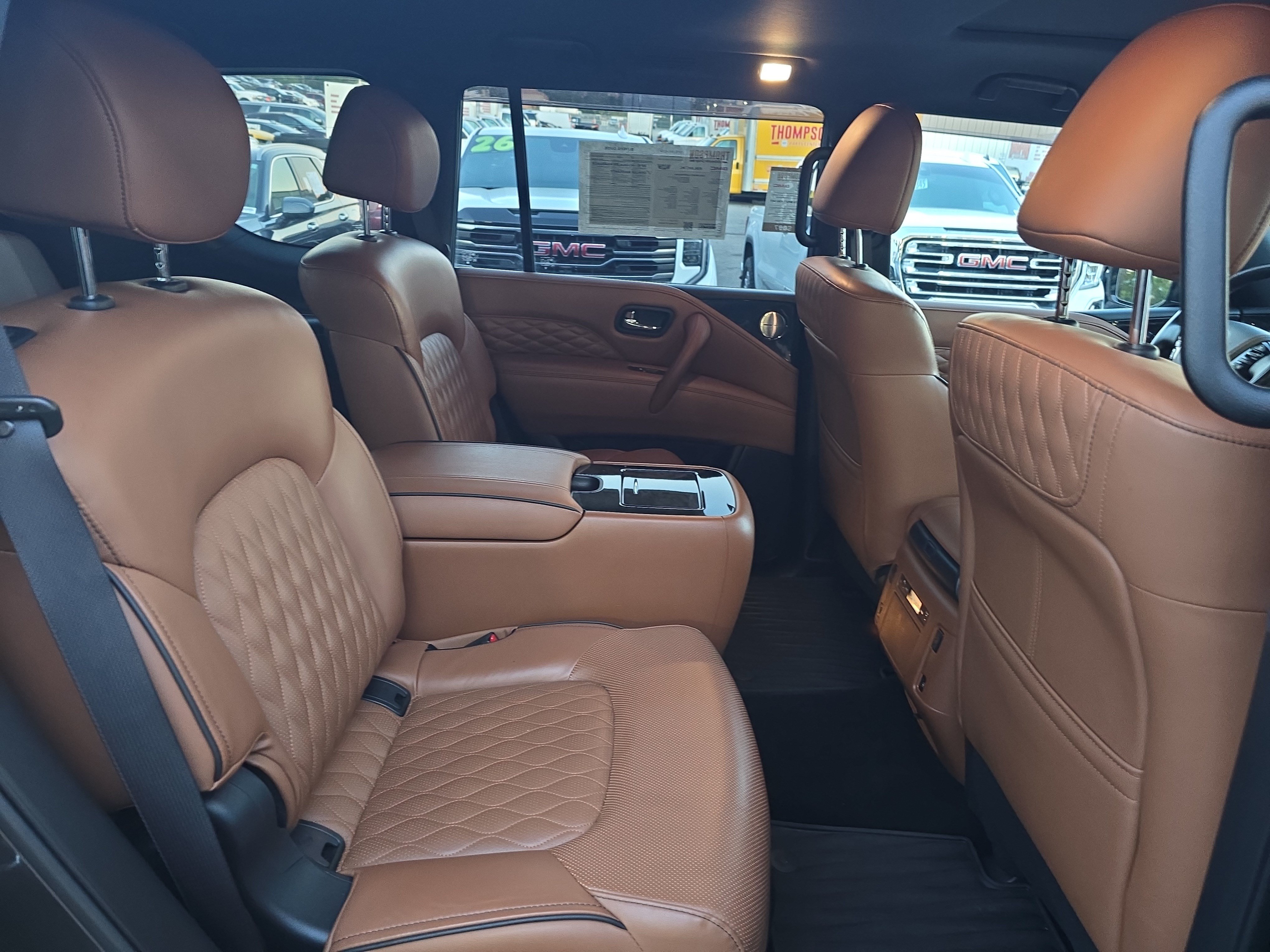 Used 2024 INFINITI QX80 Sensory w/ All-Season Package AWD/4WD image 11