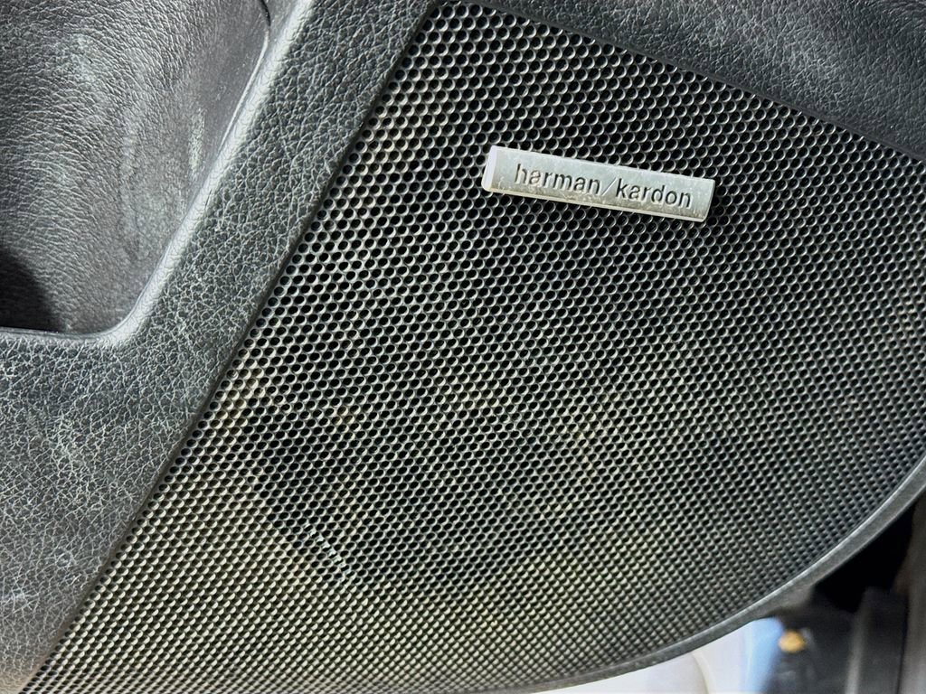 Used 2011 Subaru Outback 2.5i Limited image 20