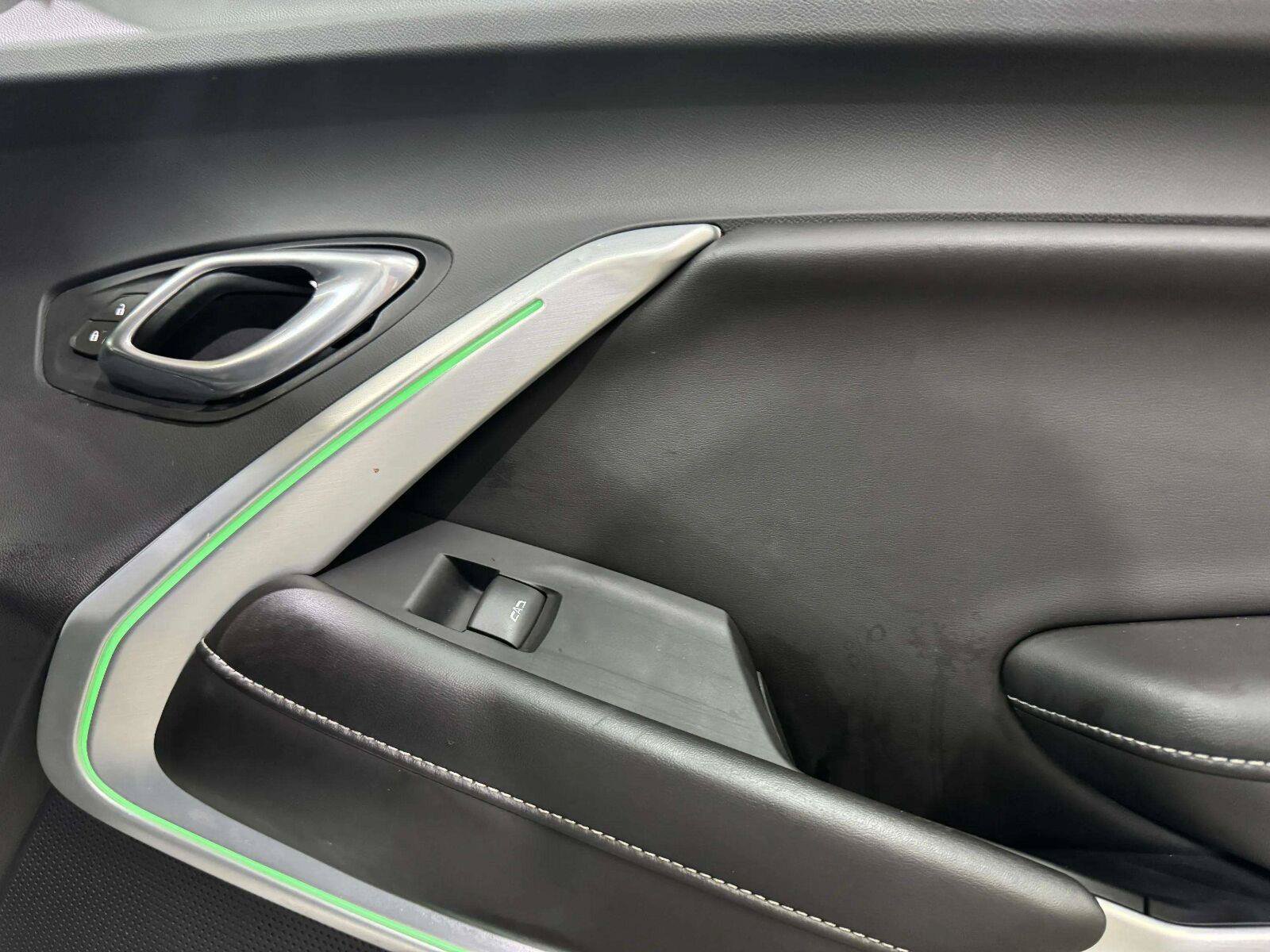 Used 2018 Chevrolet Camaro SS w/ Redline Edition RWD image 33