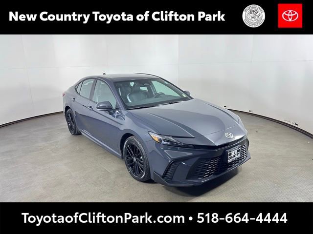 Used 2025 Toyota Camry SE w/ Convenience Package image 1