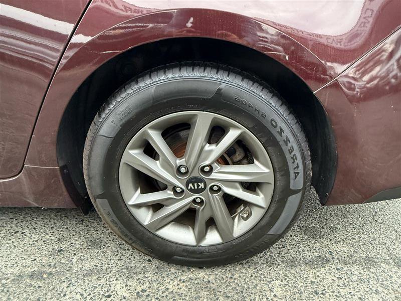 Used 2019 Kia Optima LX image 16