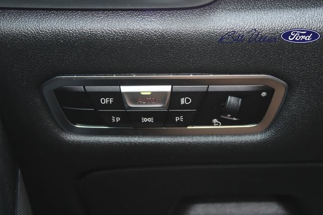 Used 2023 BMW X5 sDrive40i w/ Premium Package RWD image 23