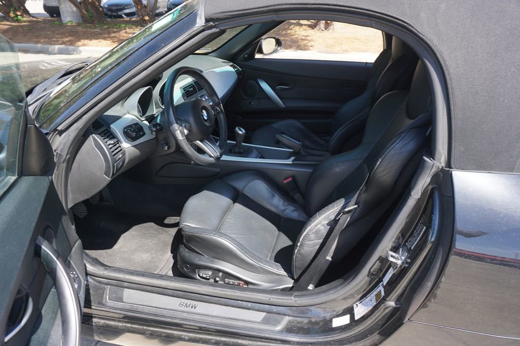 Used 2007 BMW Z4 3.0si image 2