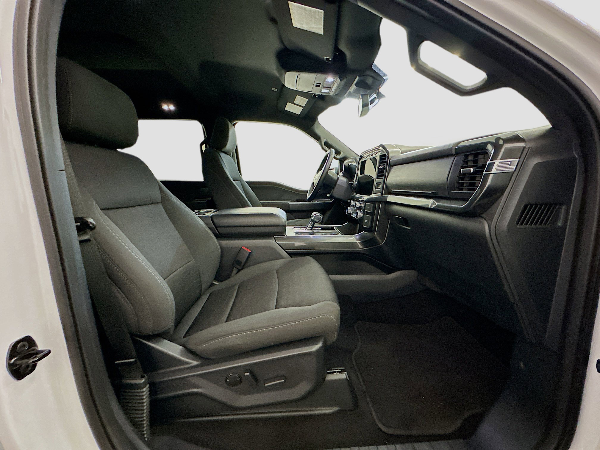 Used 2023 Ford F150 XLT w/ Equipment Group 302A High image 32