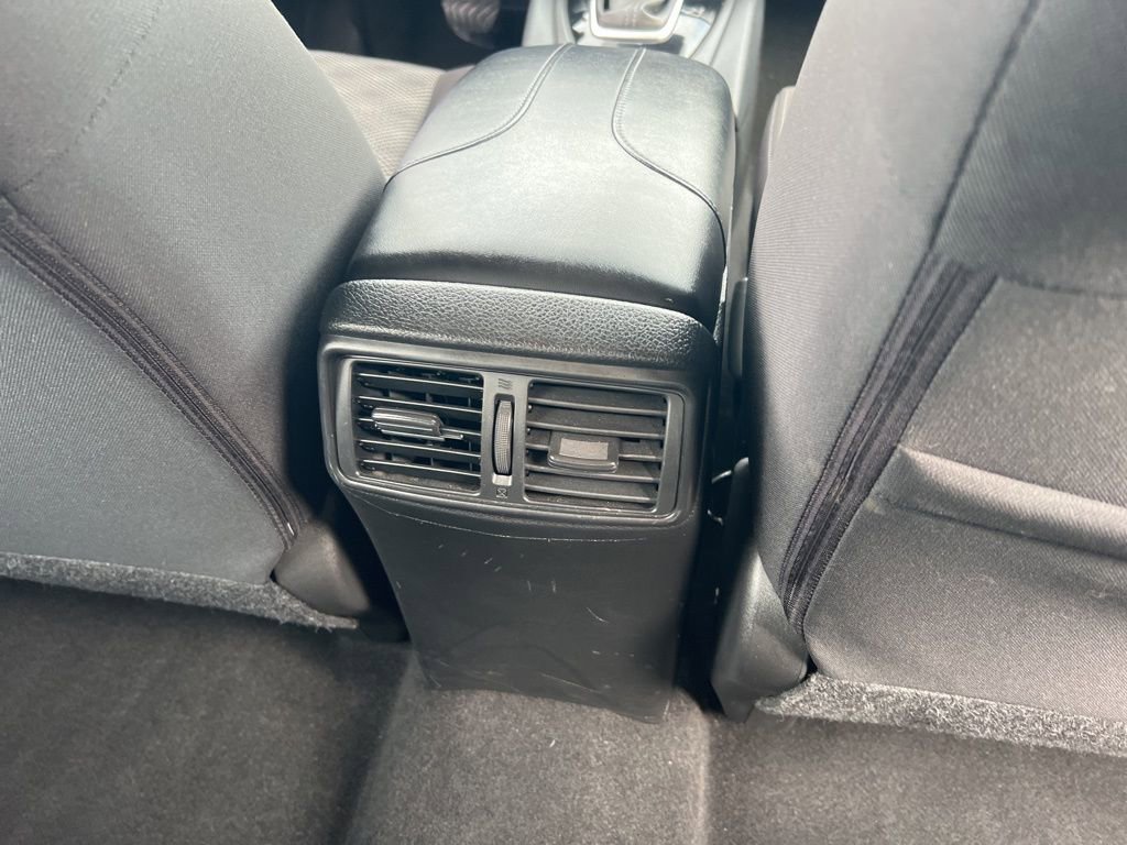 Used 2020 Nissan Rogue Sport SV w/ All-Weather Package image 19