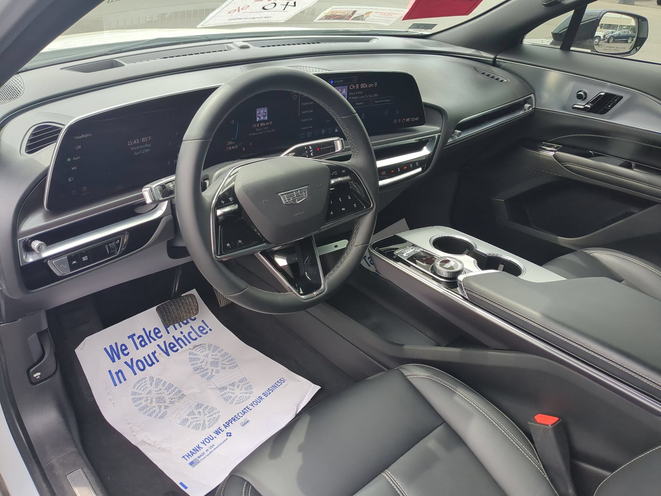 Used 2024 Cadillac Lyriq Tech w/ LPO, Floor Liner Package RWD image 10