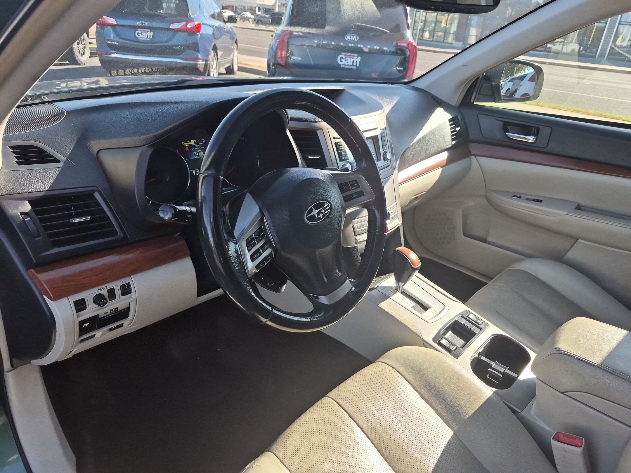 Used 2013 Subaru Outback 2.5i Limited AWD/4WD image 16