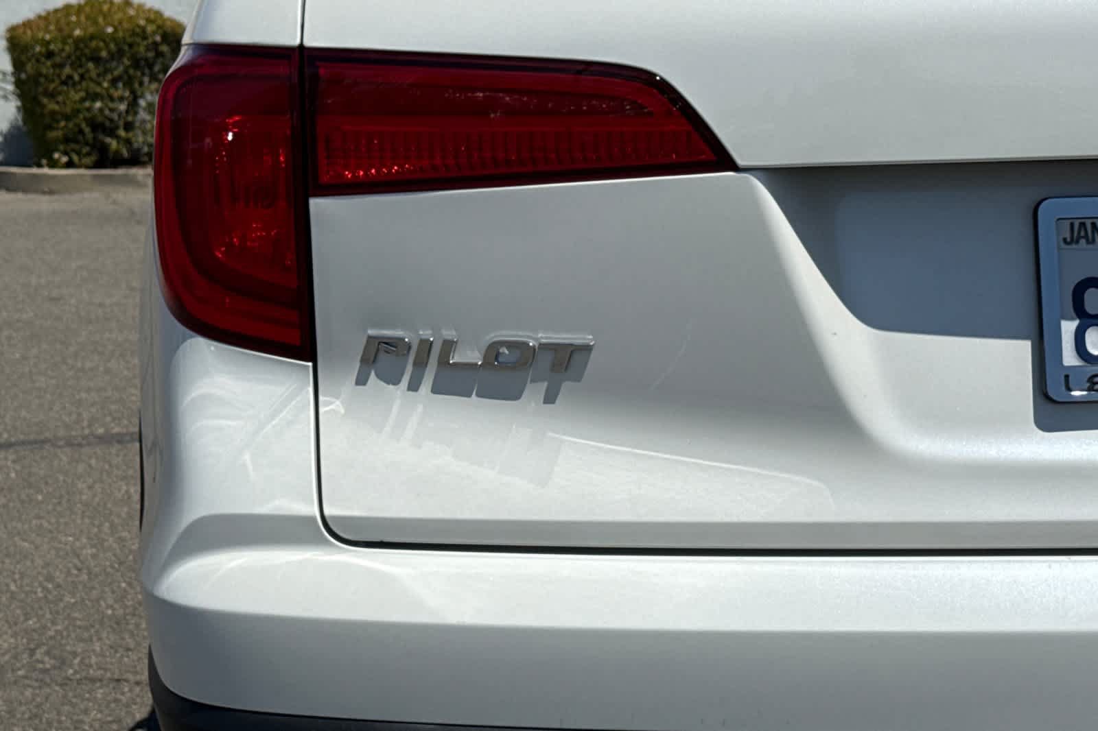 Used 2017 Honda Pilot EX-L image 33