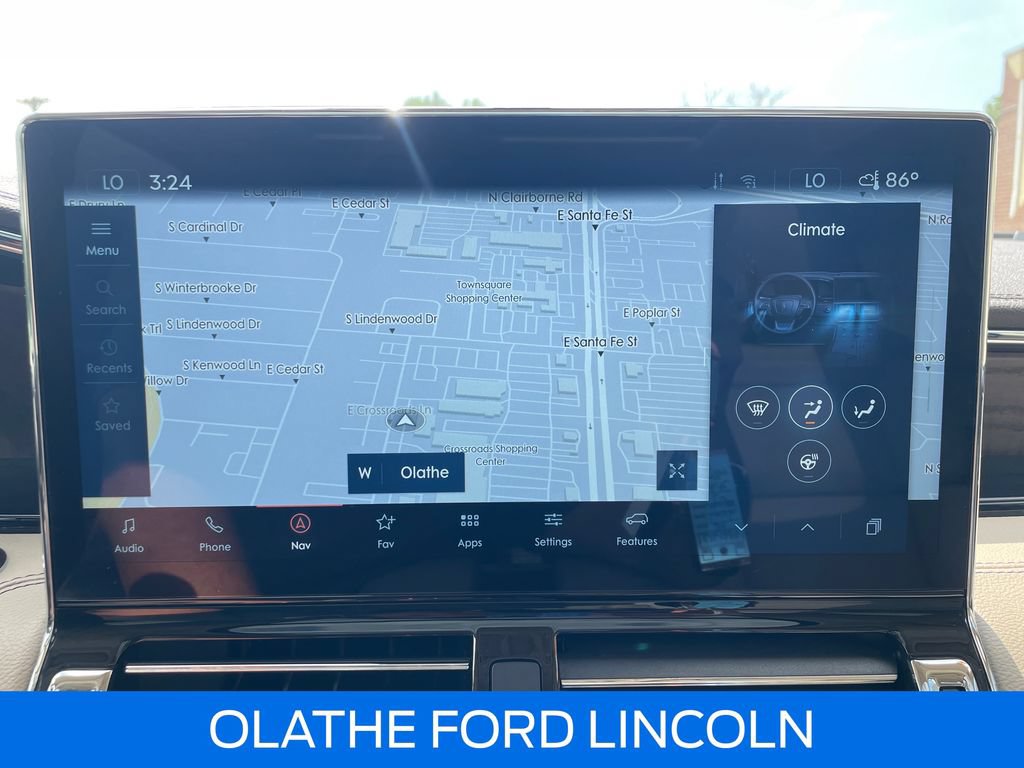 Certified 2024 Lincoln Navigator L Reserve AWD/4WD image 13