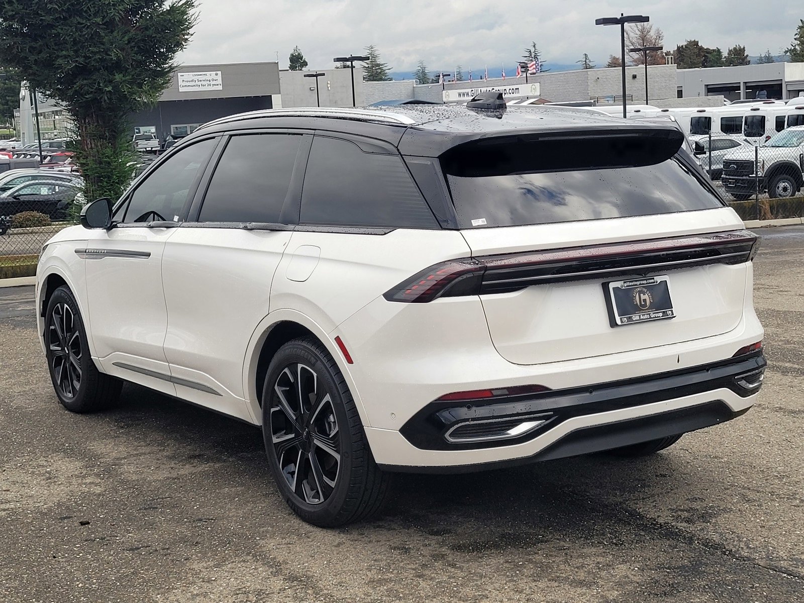 Certified 2024 Lincoln Nautilus Reserve w/ Equipment Group 202A image 6