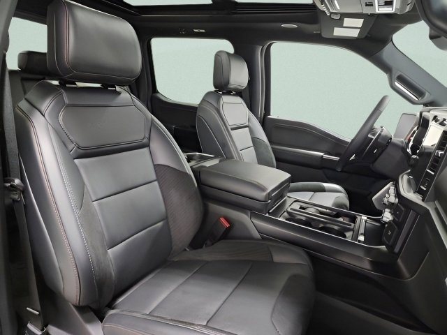 Used 2025 Ford F150 Raptor image 18