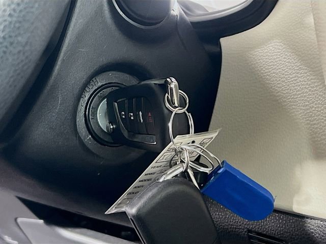 Used 2025 Toyota Corolla LE image 18