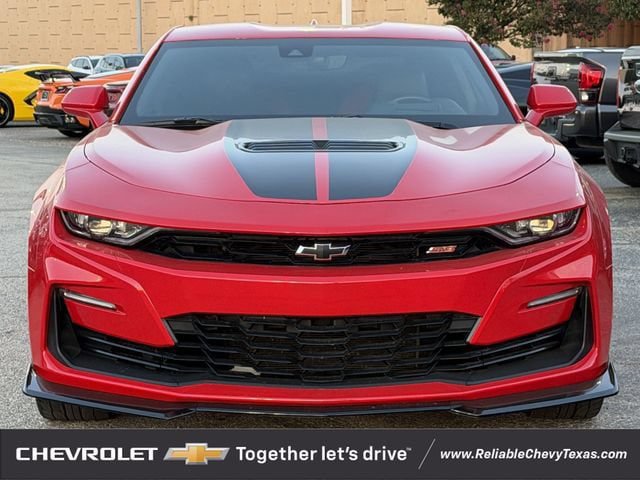 Used 2022 Chevrolet Camaro SS RWD image 3